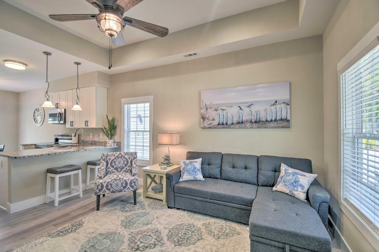 Ocean Isle Beach Home With Shared Lanai And Grill Zewnętrze zdjęcie
