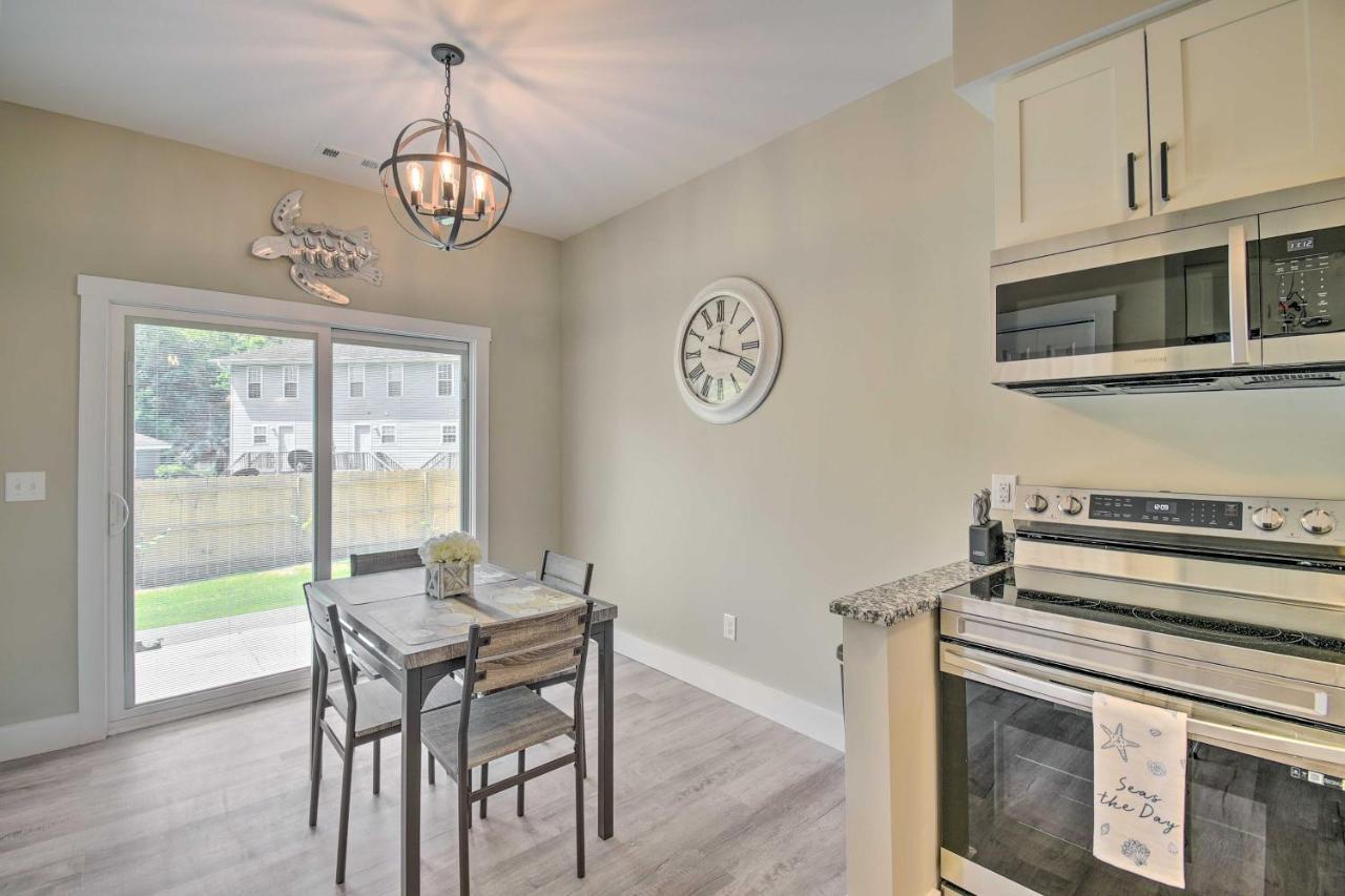 Ocean Isle Beach Home With Shared Lanai And Grill Zewnętrze zdjęcie